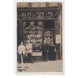 PARIS : carte photo du salon de coiffure HUBERT au 43 rue Tolbiac (coiffeur) - très bon état