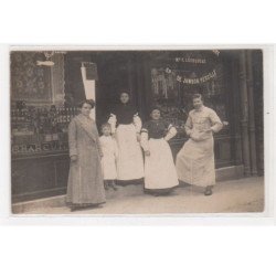 PARIS : carte photo de la charcuterie LECHENEAU au 33 rue des Belles Feuilles - très bon état