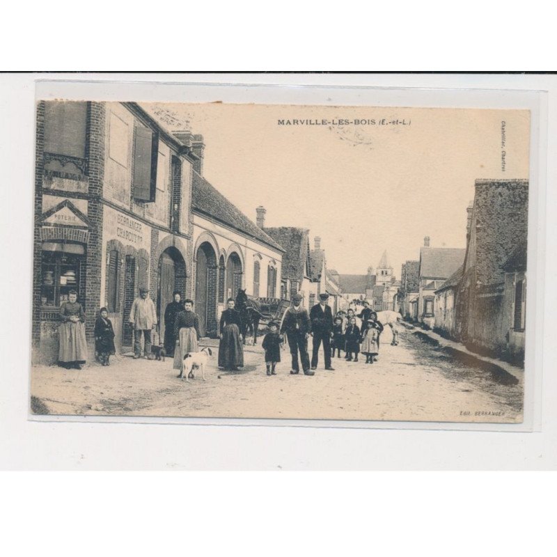 MARVILLE LES BOIS - Rue et habitants - très bon état