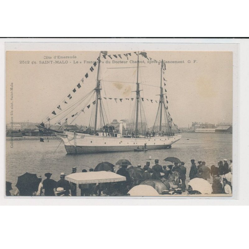 BATEAUX MARINE : expédition du "Pourquoi Pas ?" - polaire - (Charcot) après le lancement à Saint Malo  - très bon état