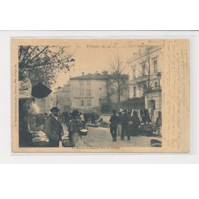 TREVOUX - le marché du Samedi (rue du Palais) - très bon état