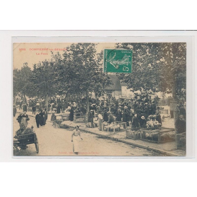 DOMPIERRE SUR BESBRE - la foire - état
