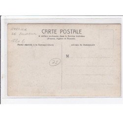 PARIS : carte photo d'un atelier de fourreur (fourrure) - très bon état