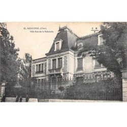 SANCOINS - Villa Rue de la Rabutelle - très bon état