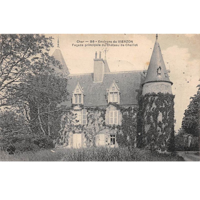Environs de Vierzon - Façade principale du Château de Chaillot - très bon état