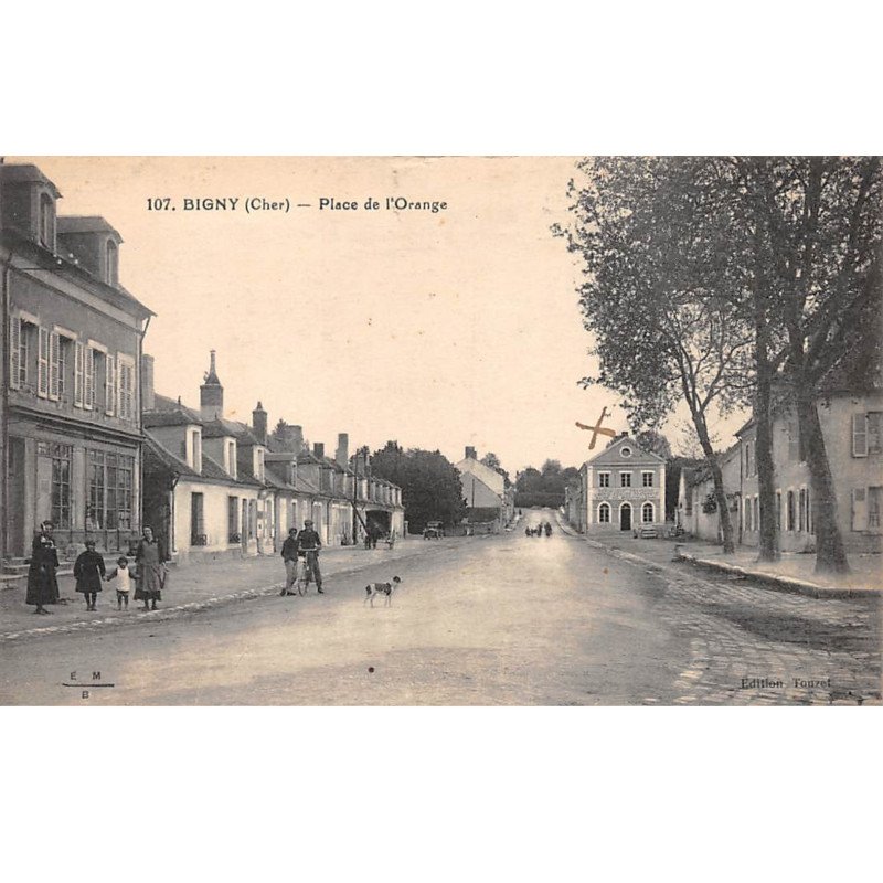 BIGNY - Place de l'Orange - très bon état