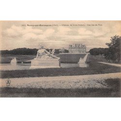 NEUVY SUR BARANGEON - Château de Saint Hubert - Une vue du Parc - très bon état