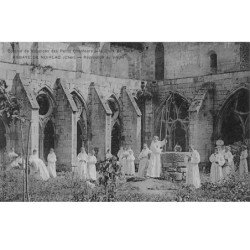 Abbaye de NOIRLAC - Récréation au Préau - Colonie de Vacances - très bon état