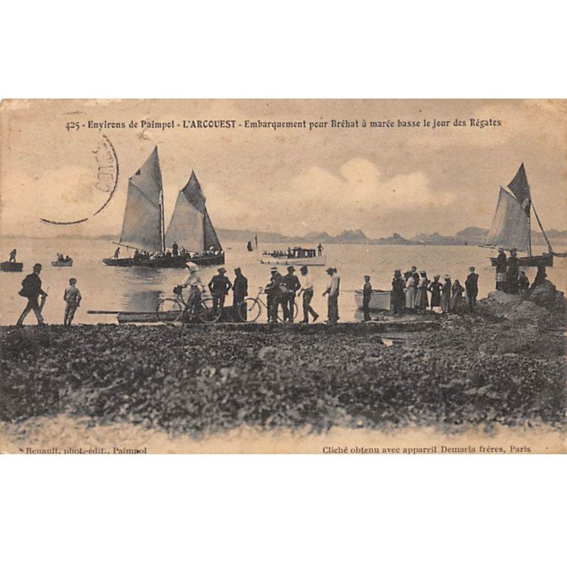L'ARCOUEST - Embarquement pour Bréhat à marée basse le jour des Régates - très bon état