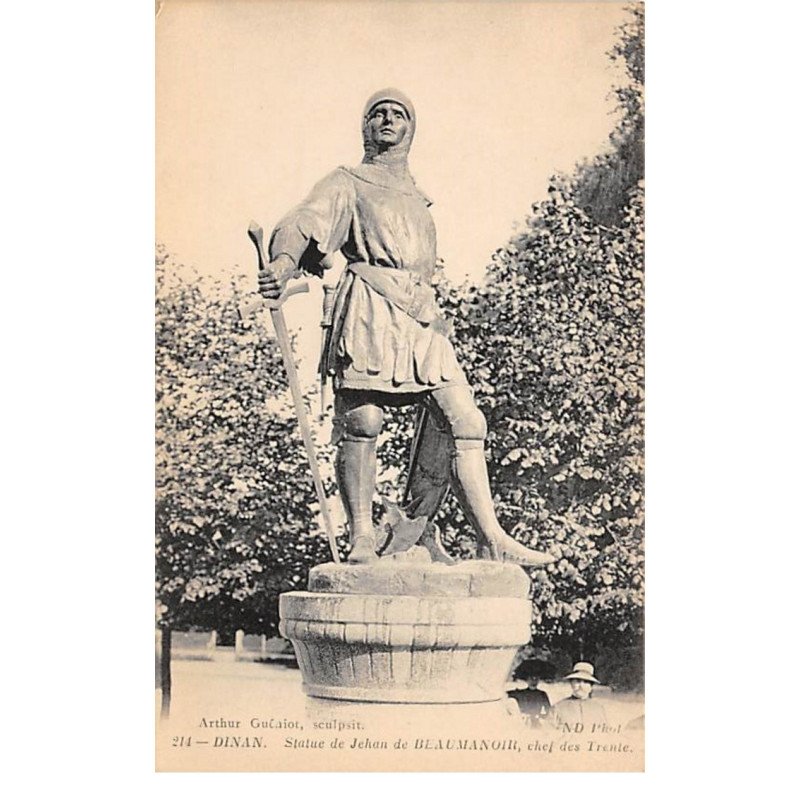 DINAN - Statue de Jehan de Beaumanoir, Chef des Trente - très bon état