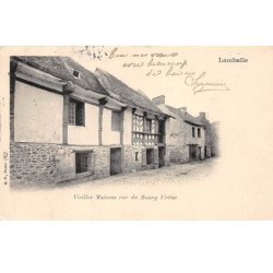 LAMBALLE - Vieilles Maisons rue du Bourg Urène - très bon état