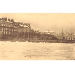 BESANCON - Inondations des 20 21 Janvier 1910 - Le DOubs en aval du Pont Battant - très bon état