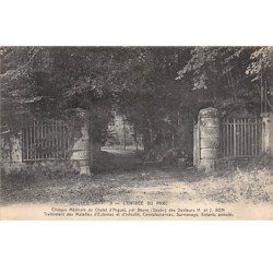 Clinique Médicale du Chalet d'ARGUEL par BEURE - Entrée du Parc - très bon état